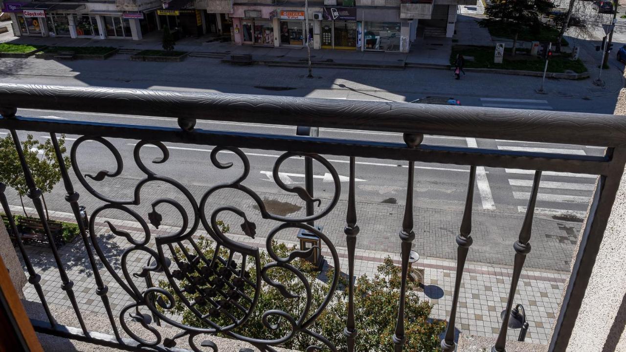 Flatiron Apartments Üsküp Dış mekan fotoğraf