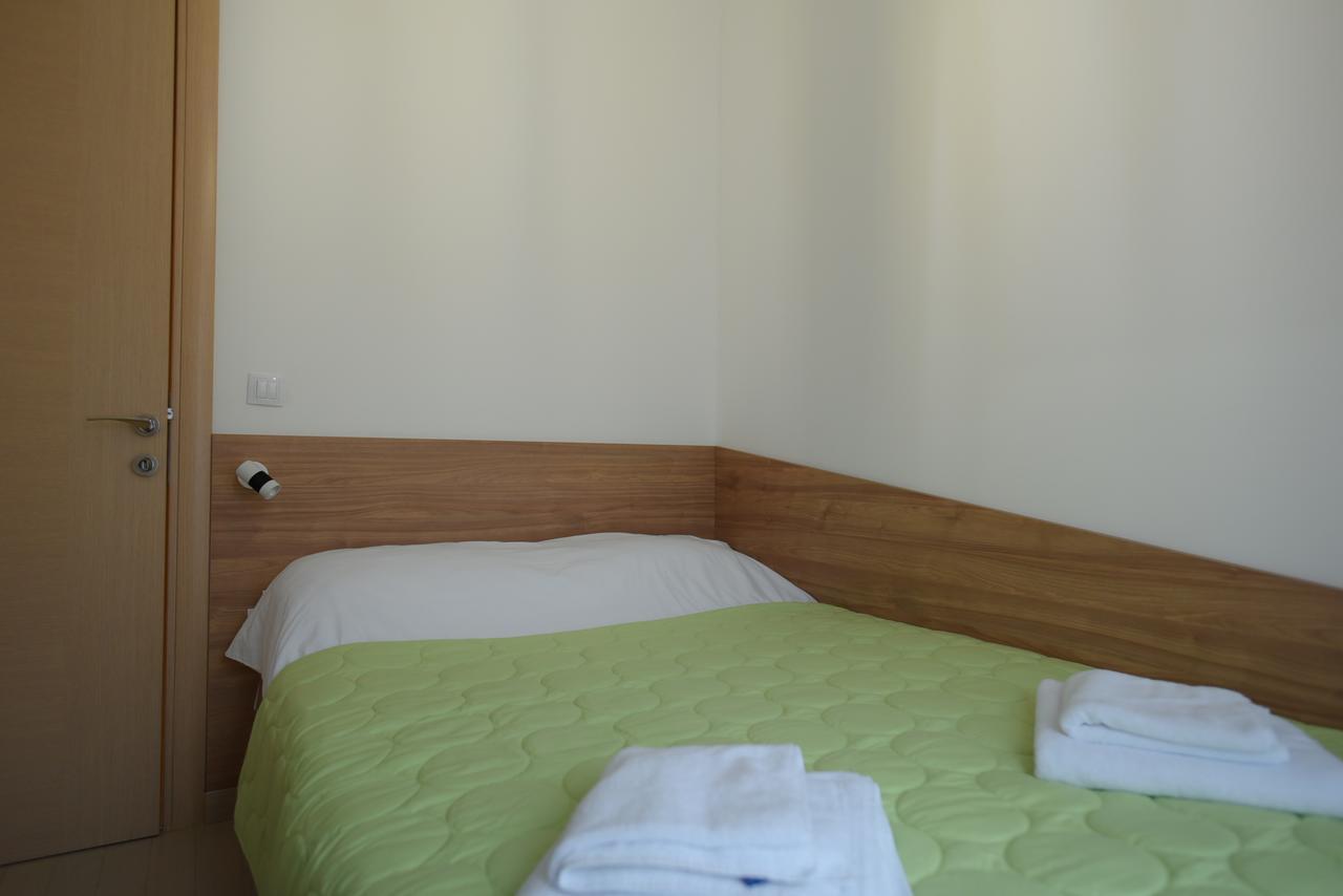 Flatiron Apartments Üsküp Dış mekan fotoğraf