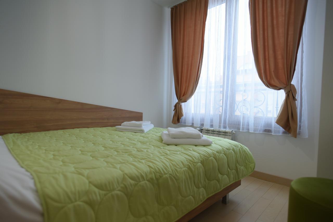 Flatiron Apartments Üsküp Dış mekan fotoğraf