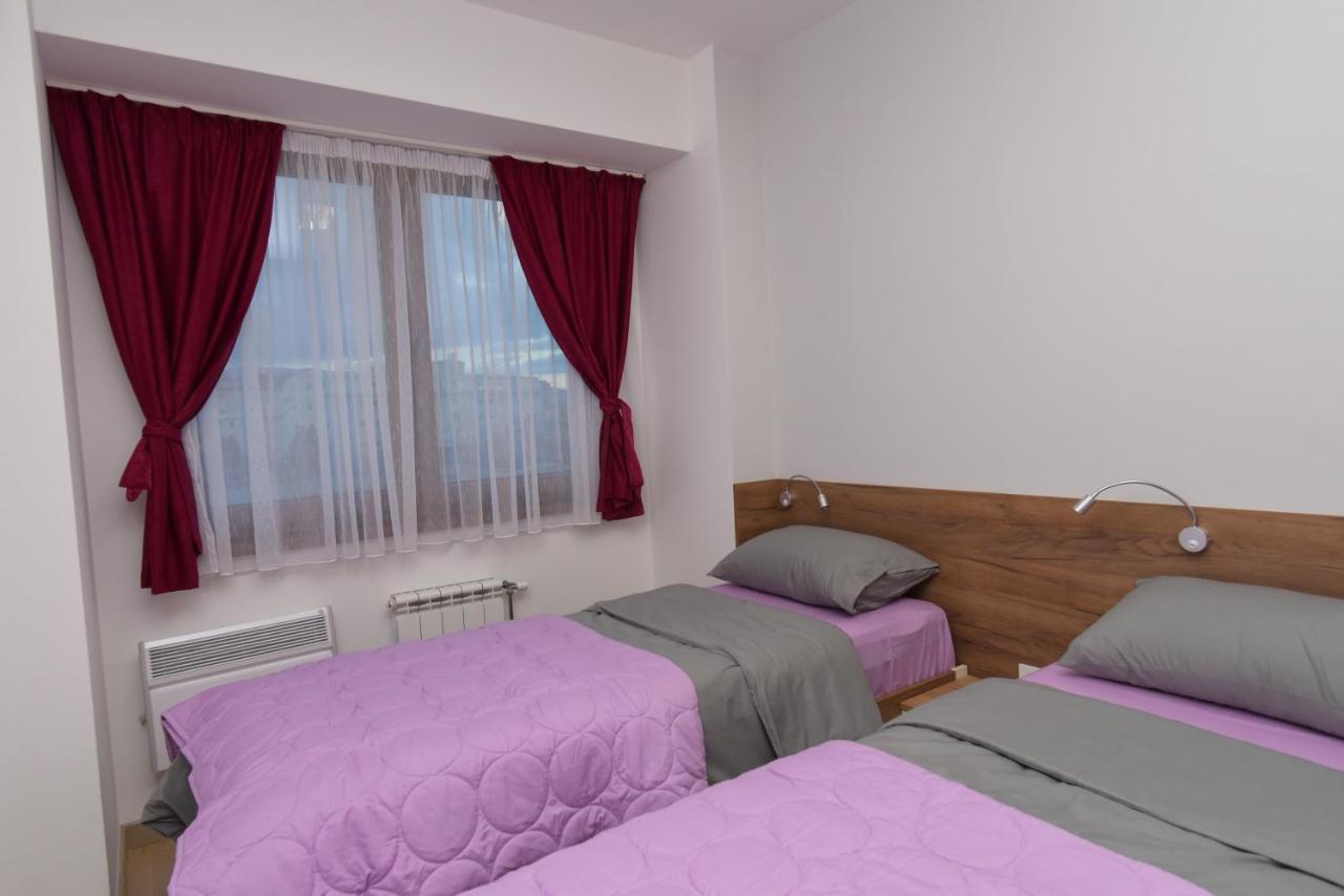 Flatiron Apartments Üsküp Dış mekan fotoğraf