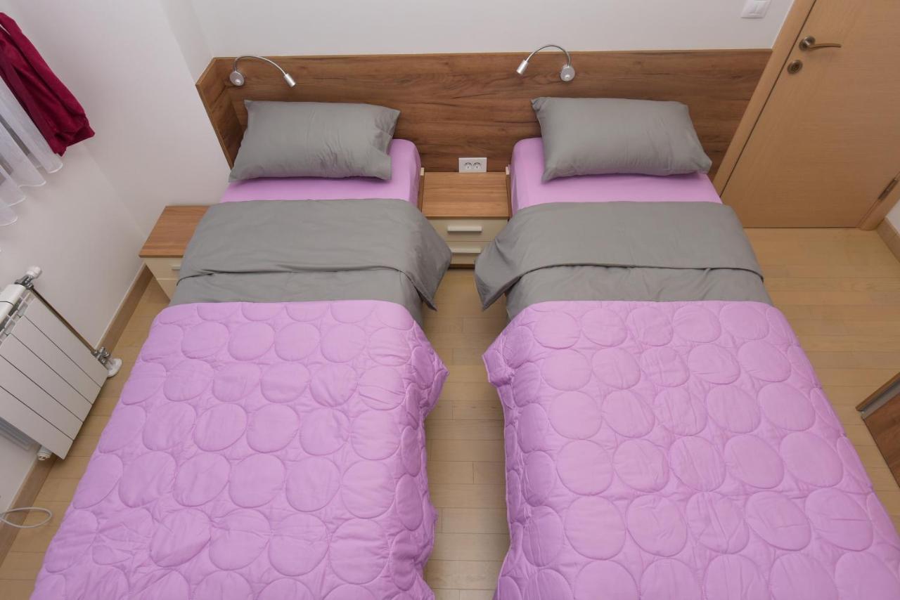 Flatiron Apartments Üsküp Dış mekan fotoğraf