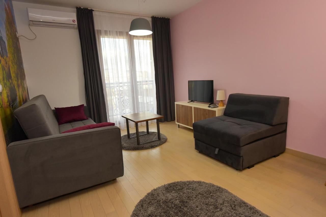 Flatiron Apartments Üsküp Dış mekan fotoğraf