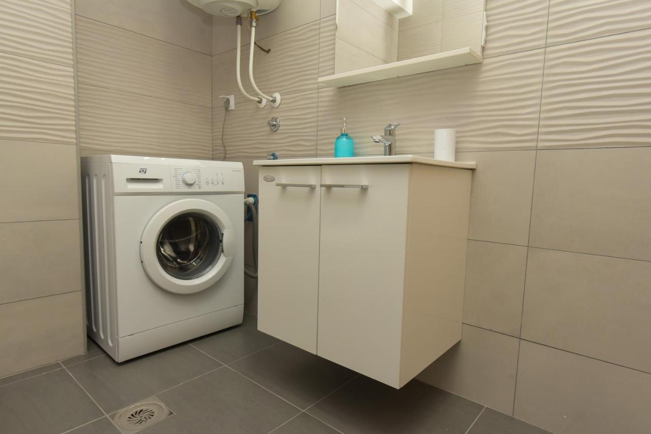 Flatiron Apartments Üsküp Dış mekan fotoğraf
